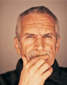 Yavuz Özkan as 
