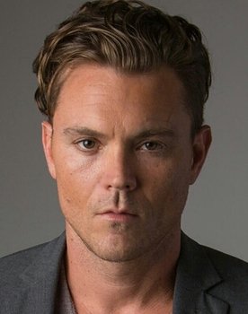 Clayne Crawford