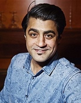 Simon Al-Bazoon as Self