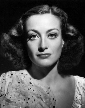 Joan Crawford as Daisy Kenyon