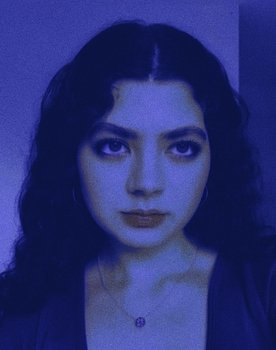 Inés Rosales as Girl in store (off screen)