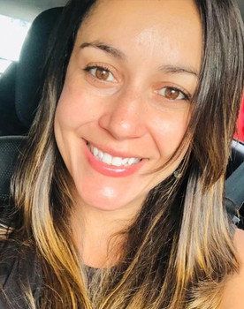 Luciana Baroli as Sasha | Athena/ Dublagem BR