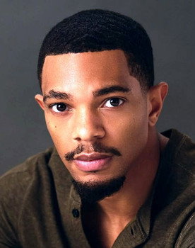 Xavier Mills