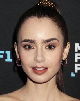 Lily Collins as Edith Bratt