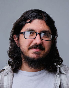 Luciano Avila as Martín