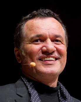 Michael Carøe as Elsker