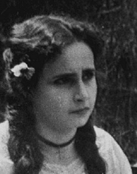 María