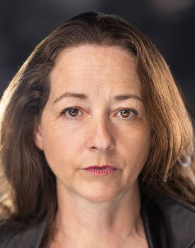 Hélène Tardif as Yrsa