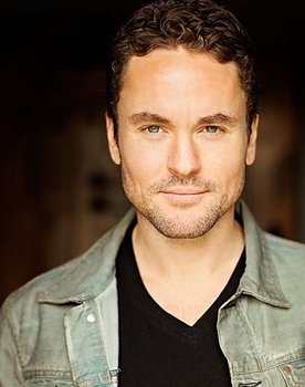 James Harvey Ward as Lucas Beck