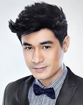 Ohm Atshar Nampan as 