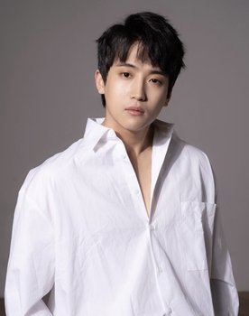 Go Tae-jin as Choi Jung-hoon