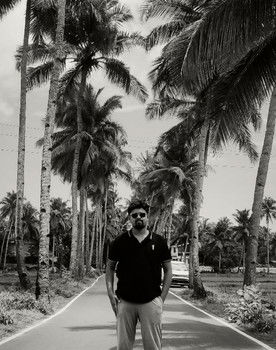 Ronald Raymond Lawrence as Sathya