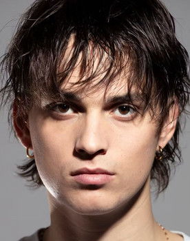 Merlin Von Garnier as 