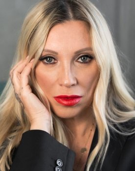 Svetlana Masterkova as Self/Expert