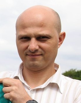 Marek Krzywicki as Self