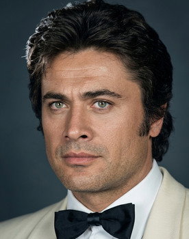 Cüneyt Arkın as Murat Yağız
