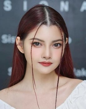 Jamee Jameekorn Wongcha-oum as Pat