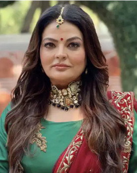 Sheeba as Mansi Patil