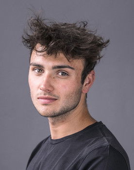 Tobe Vandekerckhove as Joshua