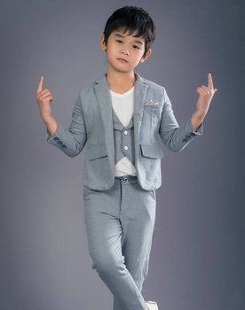 Huy Khang as Tim