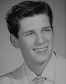 Robert Hyatt as 