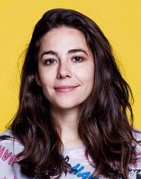 Claudia Pérez Esteban as Ayte. Quirófano