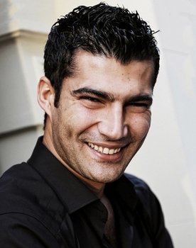 İsmail Filiz as Tunç Sözeri