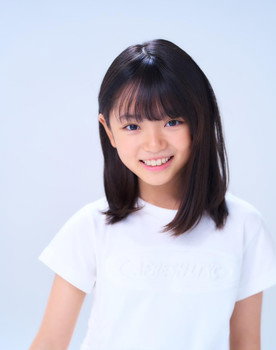 Miyu Yoshimoto as Hana Sakamoto
