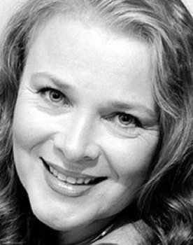 Maureen Moore as Mrs. Schroeder