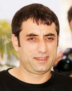 Nazmi Kırık as Berzan