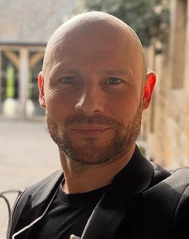 James Hedley as Dr. Crane / Scarecrow