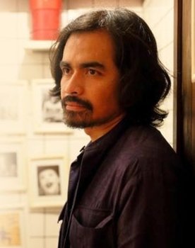 Eduwart Manalu as Lukman