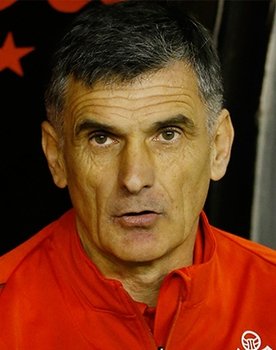 José Luis Mendilibar as 