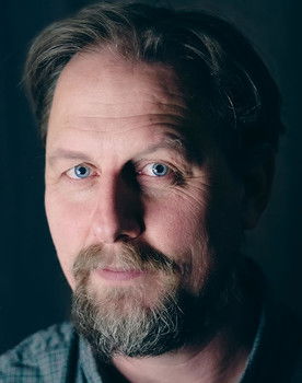 Stefan Rasporich as Father Miroslav