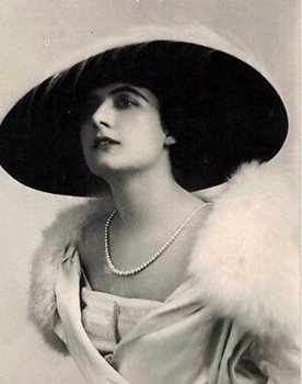 Francesca Bertini as 