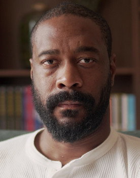 Jean-Charles Zambo as Eric