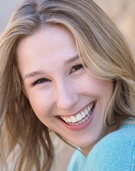 Paige Larkowski as Wendy Chambers