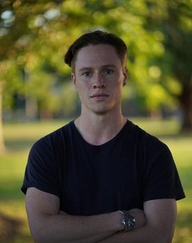 Patrick Harrison as Dylan