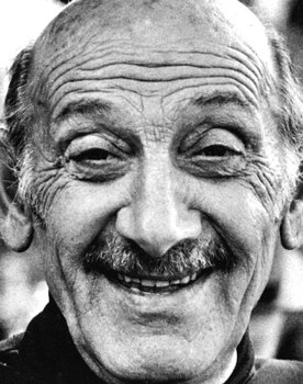 Renato Pinciroli as 