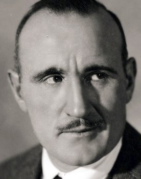 Donald Crisp Photo