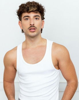 Dorian Sanz as Lucho