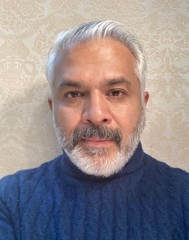 Atul Kumar as Shashi Kohli