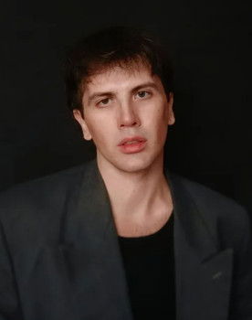 Adam Walkiewicz as Andrzej