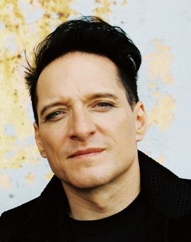 Bela B. as Dr. Rüdiger Steffen