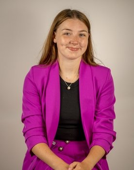 Lucy Belle Rodgers as Herself