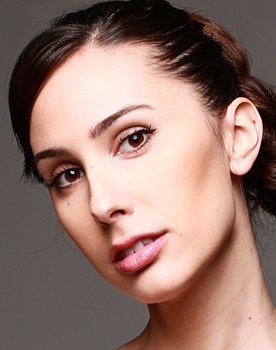 Irene Molina as Susana