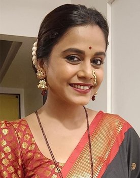 Hemangi Kavi
