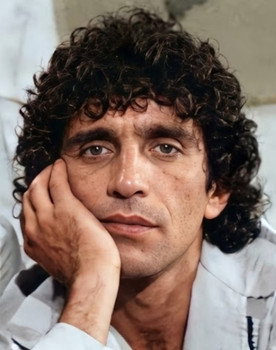 Carlos Nunes as Diego