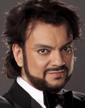 Filipp Kirkorov as Ипполит Бедросович