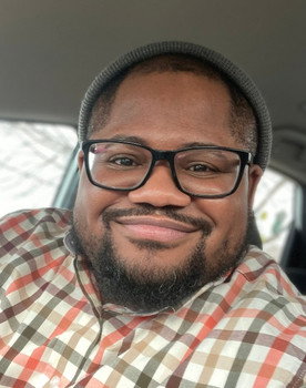 Emmanuel Higgins as Feet